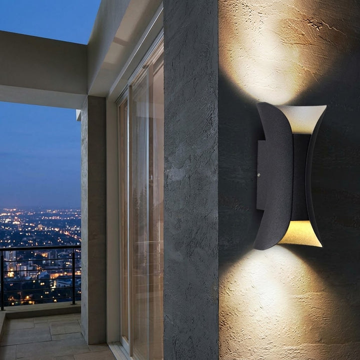 Op- en Neerwaartse Wandlamp Modern Gebogen LED Waterdicht