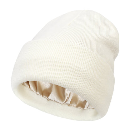 The Satin Shield Beanie - Satijn gevoerde muts tegen pluizig haar