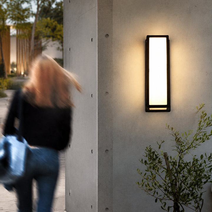 Moderne Buiten Wandlamp Zwart LED Waterdicht